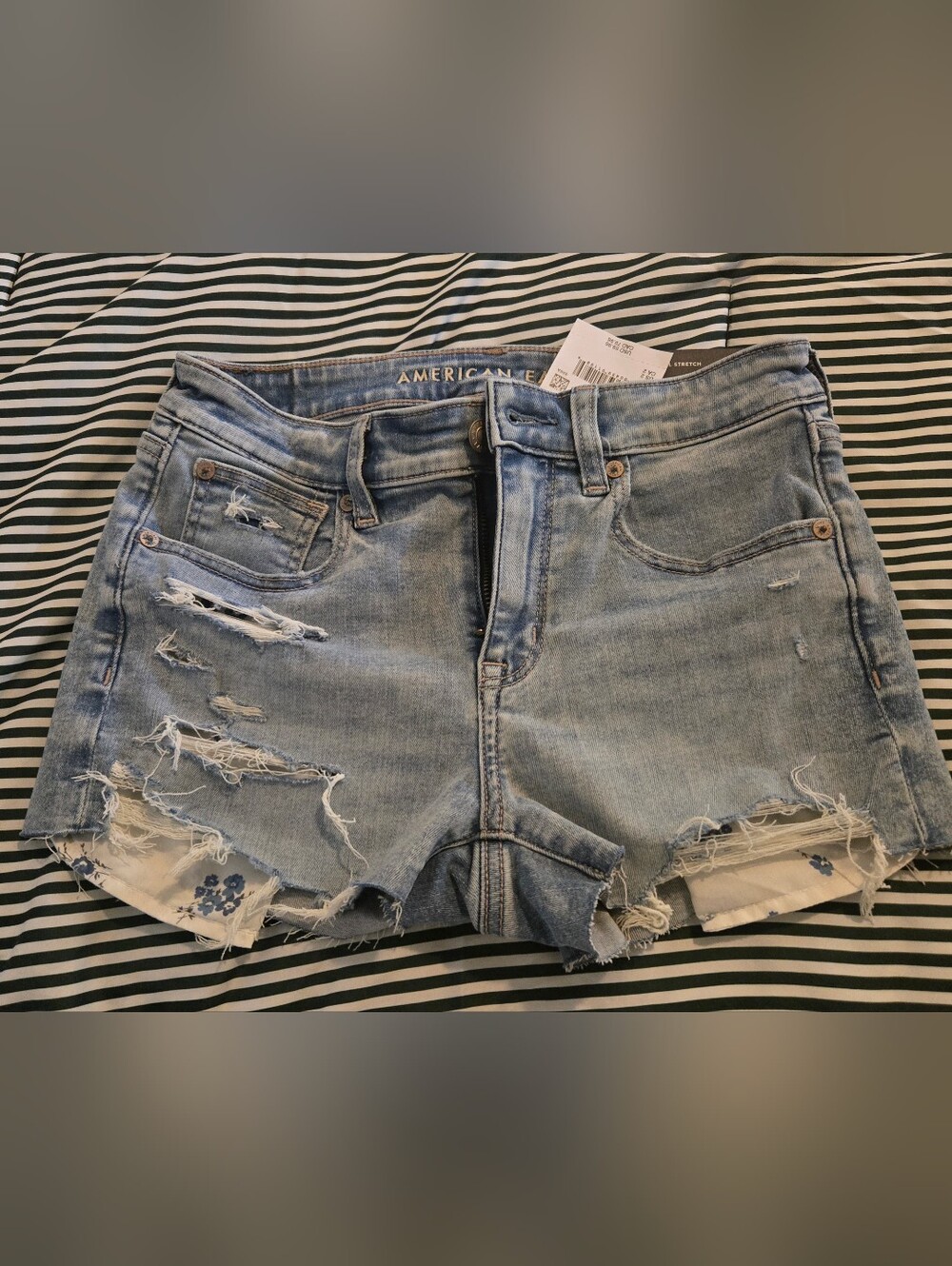 American Eagle Outfitters Light Blue Distressed Boyfriend Denim Shorts